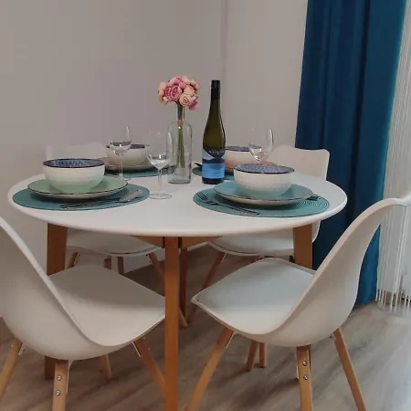 Tuerkiz Boutique Apartman-free Parking Apartment *